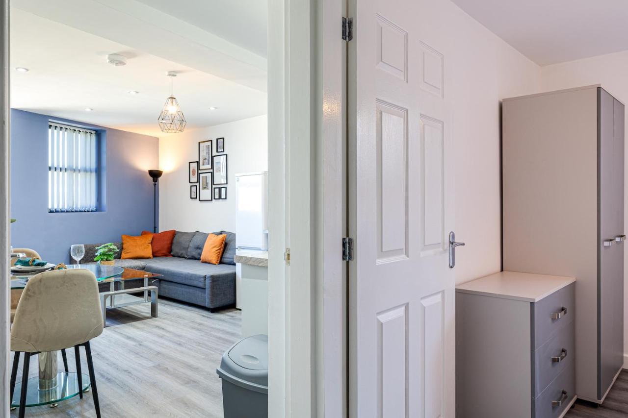 Stunning 1 Bed Apartment In The Heart Of סטוקפורט מראה חיצוני תמונה