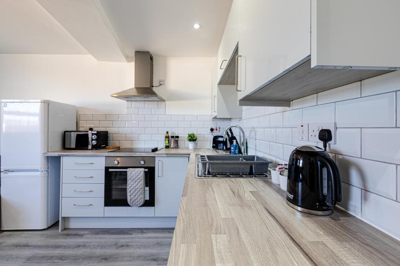 Stunning 1 Bed Apartment In The Heart Of סטוקפורט מראה חיצוני תמונה