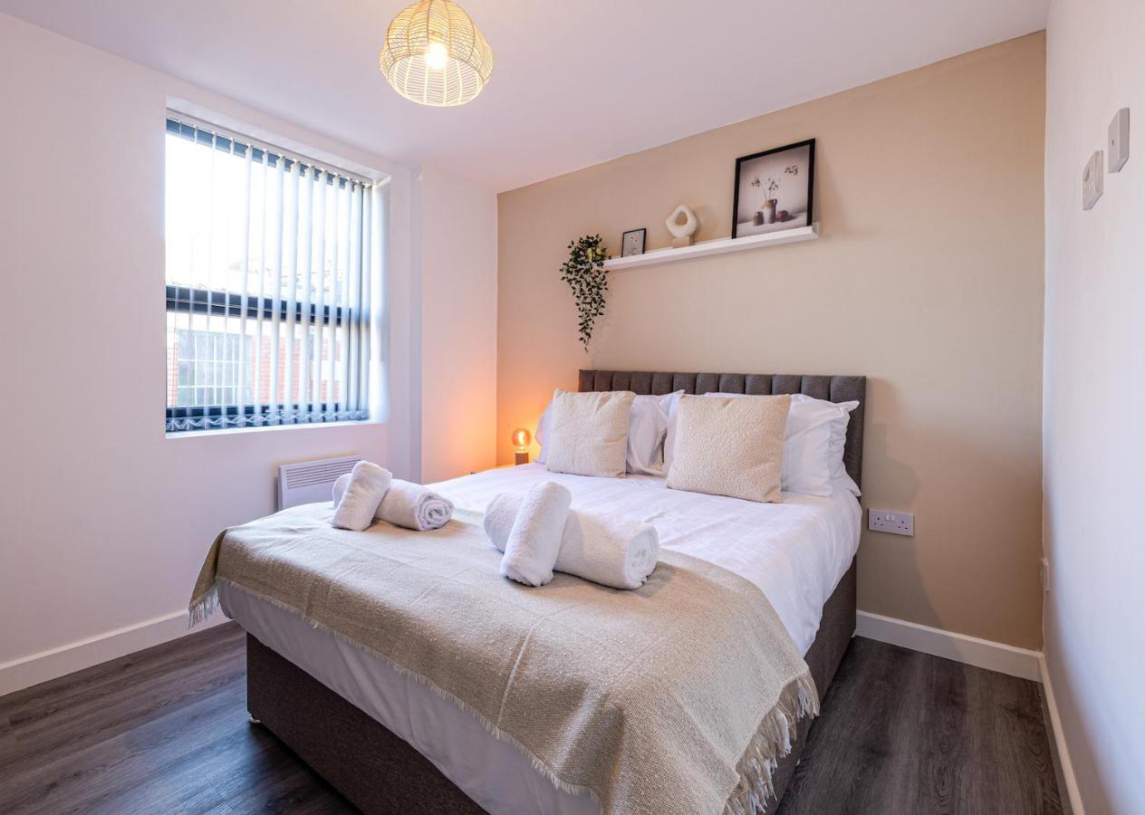 Stunning 1 Bed Apartment In The Heart Of סטוקפורט מראה חיצוני תמונה